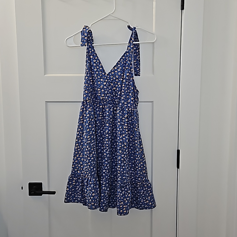 Flowy floral dress